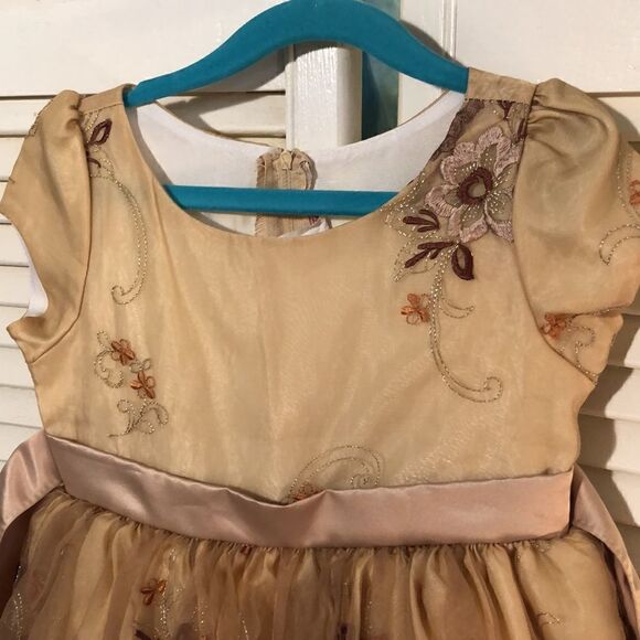 Floral Sparkle Lace  over Satin over Crinoline Soecial Occasion Dress 3/4 - Picture 4 of 8